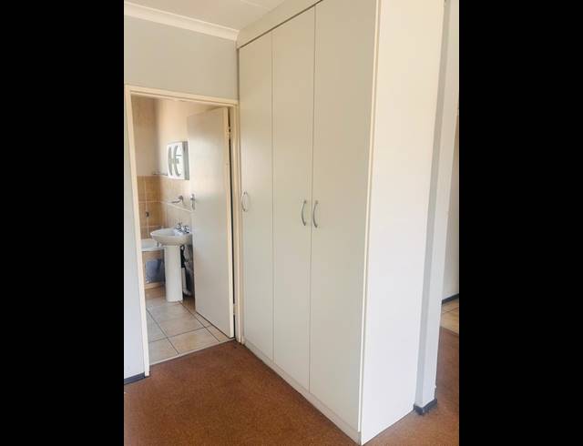 3 BEDROOM APARTMENT RENTED IN SONNEVELD